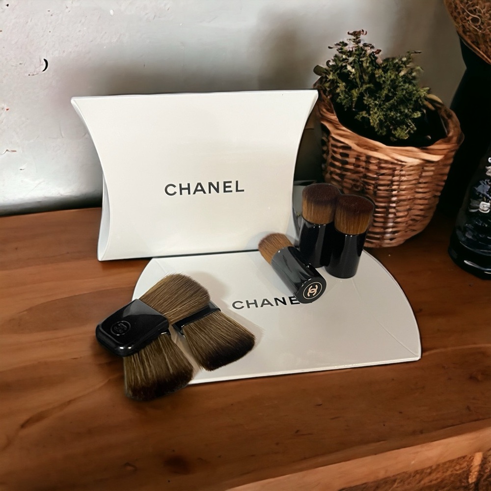 Chanel set 6 Brush Set with White box